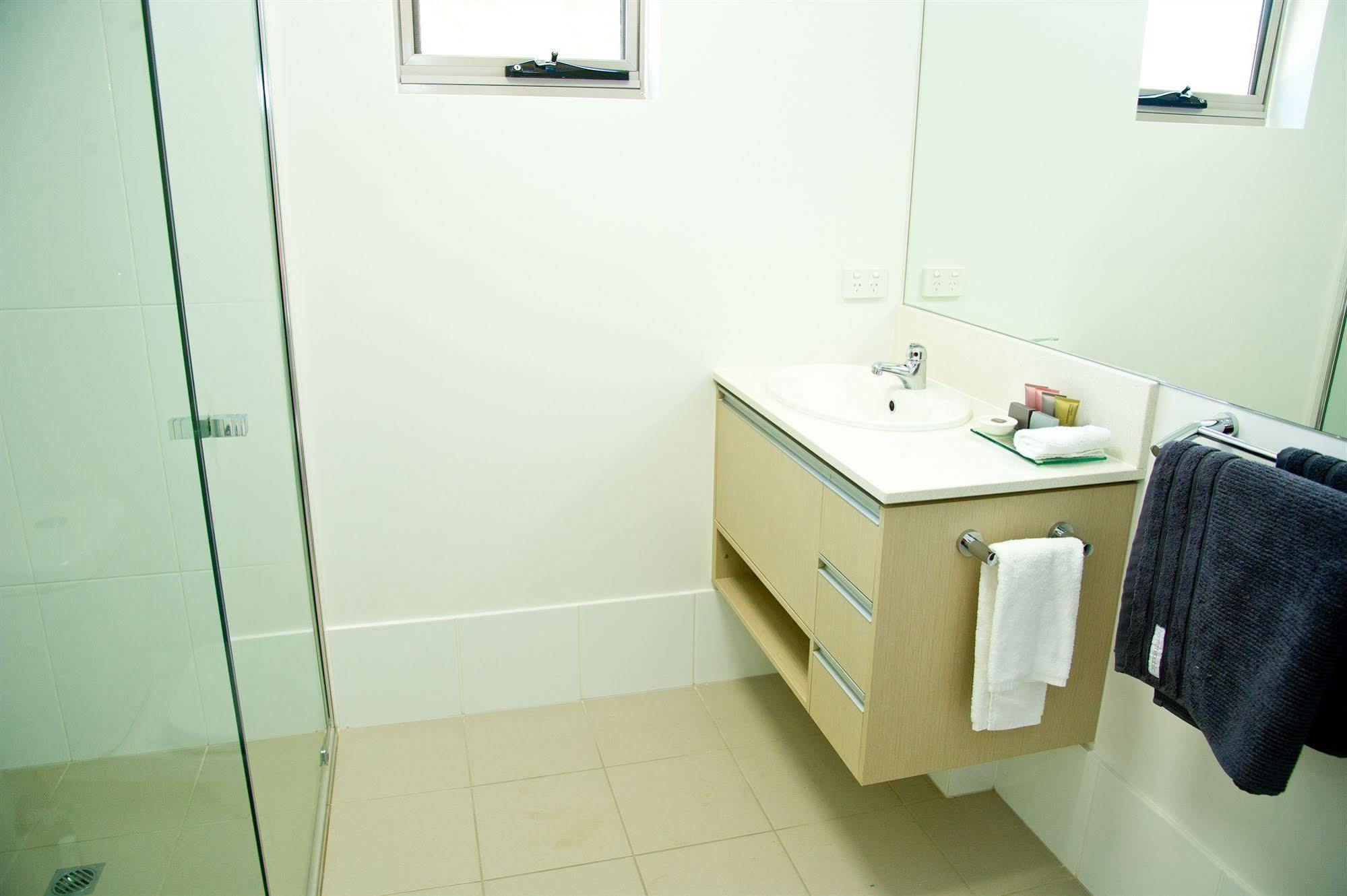 Jacana Apartments Таунсвіль Екстер'єр фото