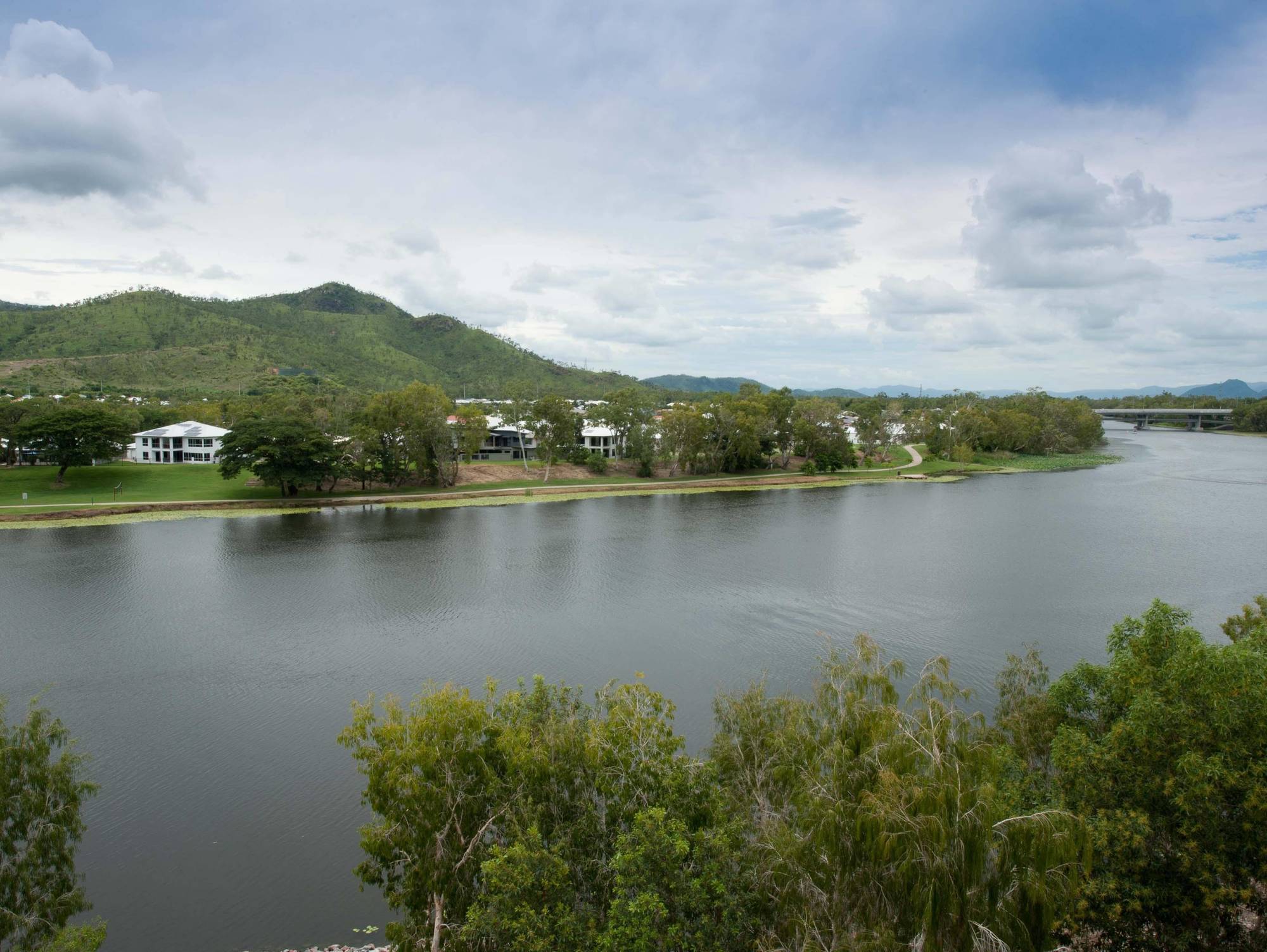 Jacana Apartments Таунсвіль Екстер'єр фото